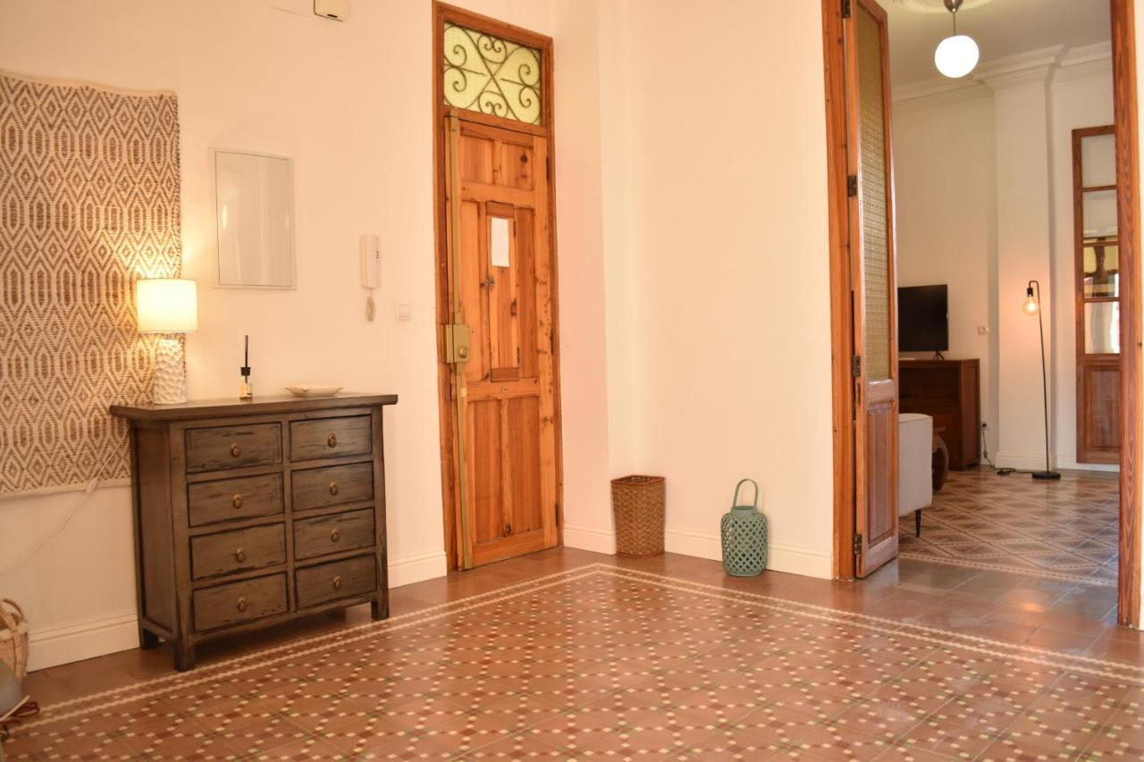 Gran Apartamento Cerca De Ruzafa Valencia Bagian luar foto